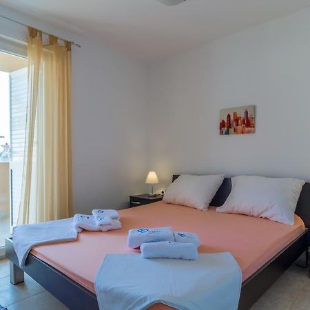 Apartments Domuzin Biograd Na Moru Exterior photo